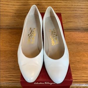 Women’s white Ferragamo size 7 heels